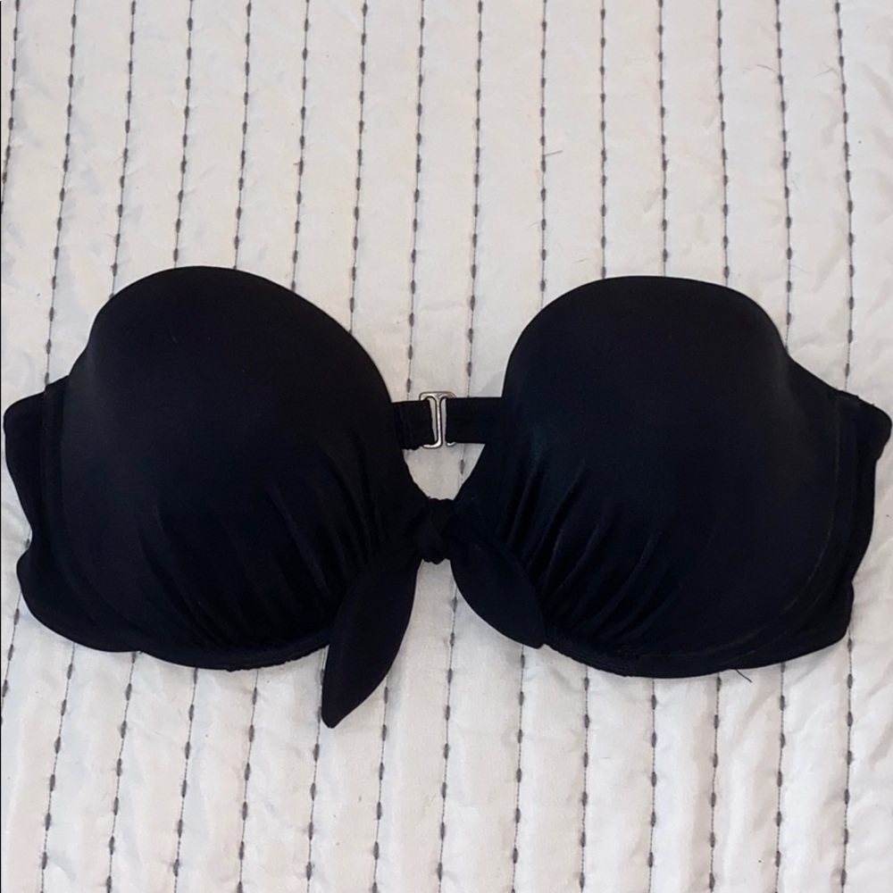 Victoria’s Secret bikini top